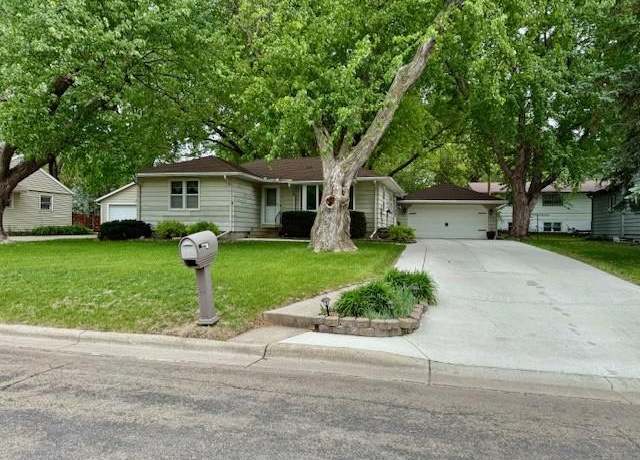 Property at 106 Morningside Rd, Albert Lea, MN 56007, 3 beds, 1 bath