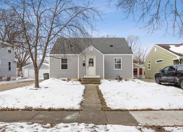 Property at 1111 3rd St S, Moorhead, MN 56560, 4 beds, 2 baths
