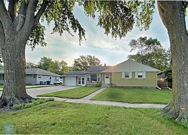Property at 1718 6th St S, Moorhead, MN 56560, 4 beds, 2 baths