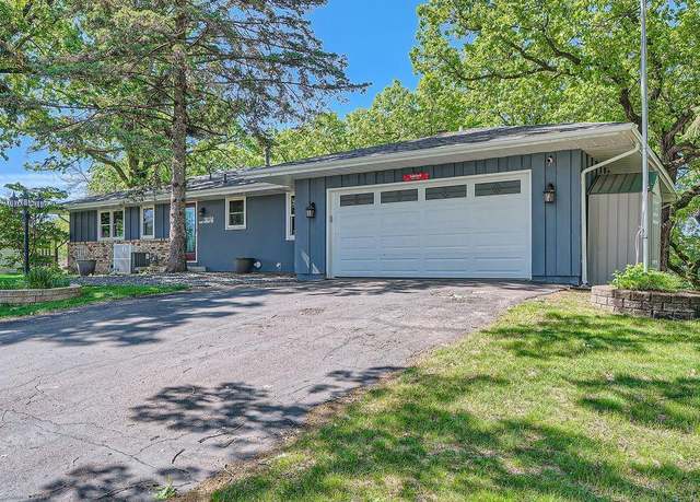 Property at 10150 Oak Shore Dr, Lakeville, MN 55044, 4 beds, 2 baths