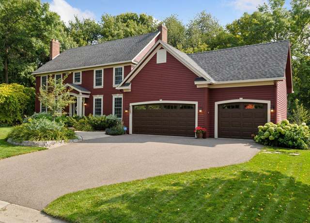 Property at 6687 Mulberry Cir E, Chanhassen, MN 55317, 5 beds, 4 baths