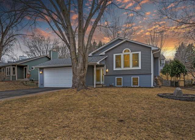 Property at 6684 Amherst Ln, Eden Prairie, MN 55346, 3 beds, 2 baths