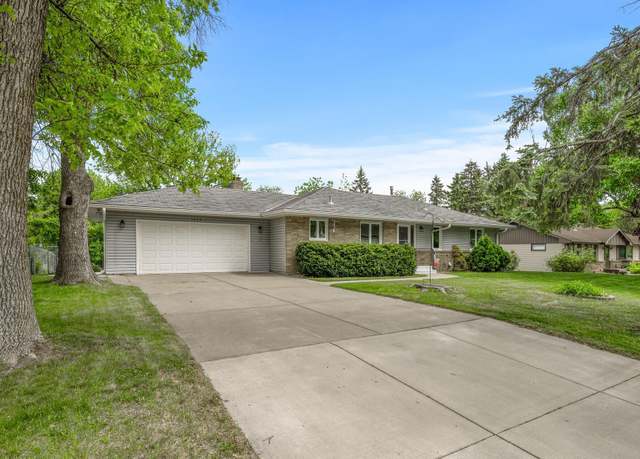 Property at 1213 Highview Dr, New Brighton, MN 55112, 3 beds, 2 baths