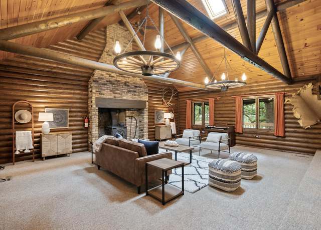 Property at 21750 Elk Lake Rd NW, Elk River, MN 55330, 4 beds, 3 baths