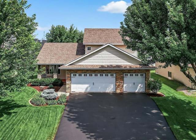Property at 2425 Queen Ave, Shakopee, MN 55379, 3 beds, 3 baths