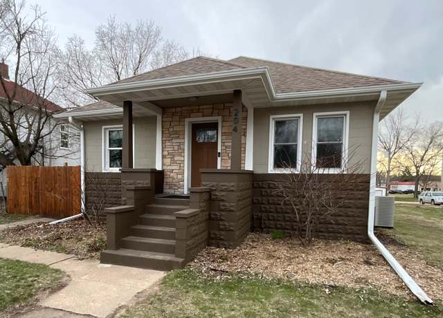 Property at 204 Main St, Pepin, WI 54759, 2 beds, 2 baths