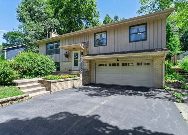 Property at 5895 Stoneybrook Dr, Minnetonka, MN 55345, 3 beds, 2 baths
