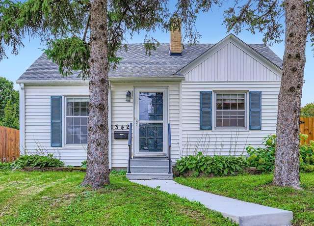 Property at 1342 Dale St N, Saint Paul, MN 55117, 2 beds, 1 bath