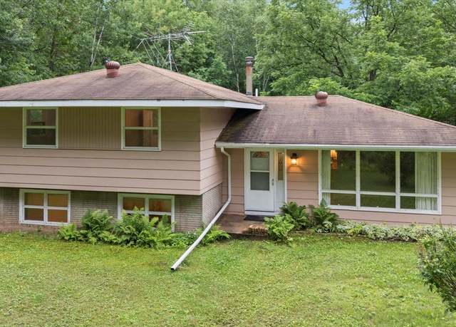Property at 7740 Ely Lake Dr, Eveleth, MN 55734, 4 beds, 1 bath