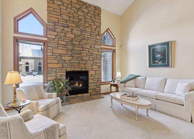 Property at 13188 Gemstone Ct, Apple Valley, MN 55124, 2 beds, 3 baths