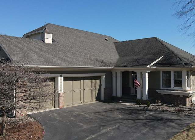 Property at 15729 Cobblestone Lake Pkwy, Apple Valley, MN 55124, 3 beds, 3 baths