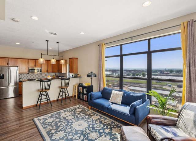 Property at 270 4th St E #509, Saint Paul, MN 55101, 2 beds, 2 baths