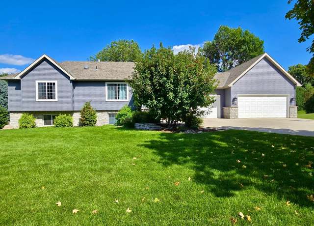 Property at 3312 Eagle Ridge Dr E, Willmar, MN 56201, 4 beds, 3 baths