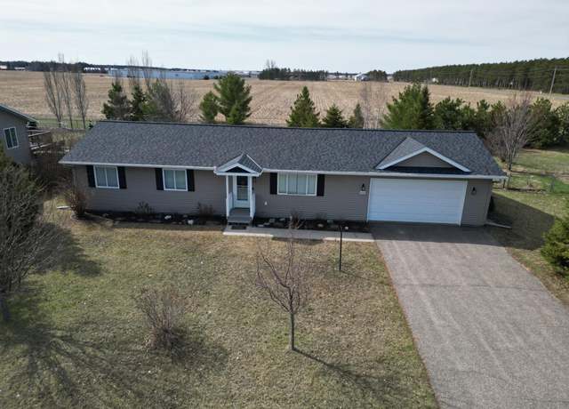 Property at 606 Tenth St W, Park Rapids, MN 56470, 3 beds, 2 baths