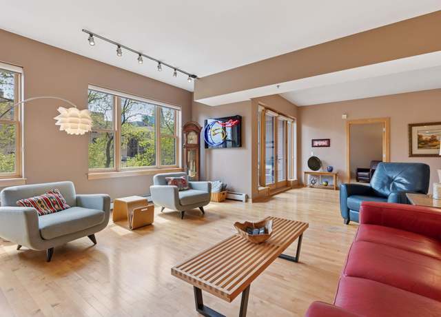 Property at 401 N 2nd St #202, Minneapolis, MN 55401, 2 beds, 3 baths