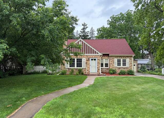 Property at 709 N 4th St, Brainerd, MN 56401, 5 beds, 2 baths