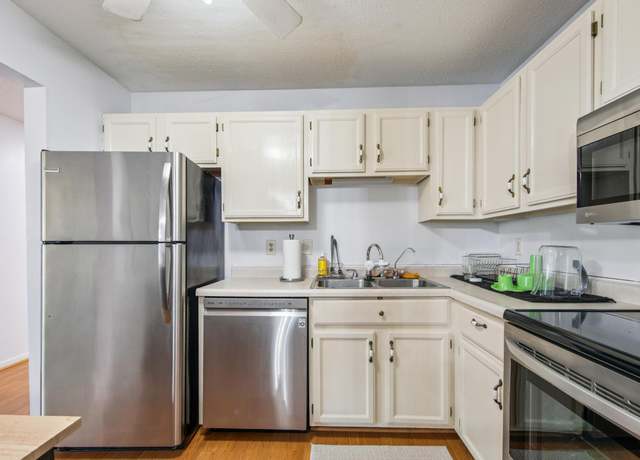 Property at 1800 Riverwood Dr #110, Burnsville, MN 55337, 2 beds, 2 baths