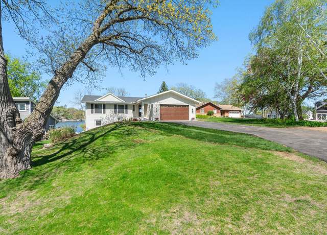 Property at 3124 Linden Cir NW, Prior Lake, MN 55372, 4 beds, 3 baths