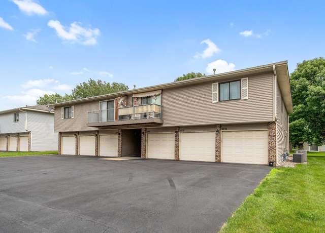 Property at 3278 Greenbrier St Unit 3278D, Vadnais Heights, MN 55127, 2 beds, 1 bath