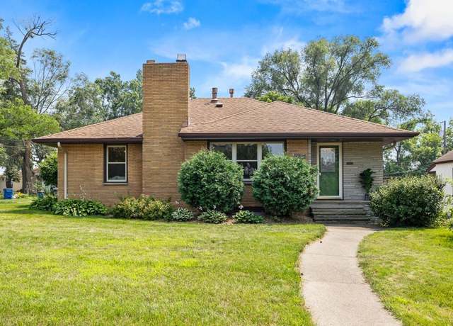 Property at 4201 40th Ave N, Robbinsdale, MN 55422, 6 beds, 5 baths