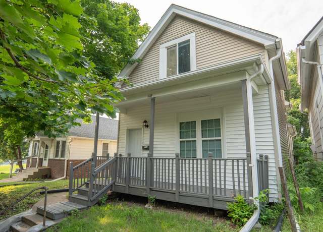 Property at 1125 Margaret St, Saint Paul, MN 55106, 3 beds, 2 baths