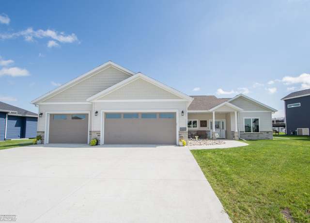 Property at 1845 67th Ave S, Fargo, ND 58104, 3 beds, 2 baths
