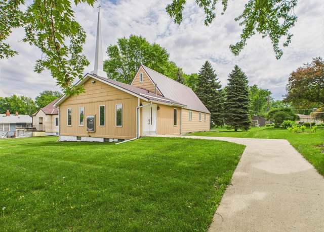 Property at 501 2nd St SE, Glenwood, MN 56334, 2 baths