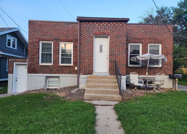 Property at 20 11th Ave NE, Rochester, MN 55906, 3 beds, 3 baths