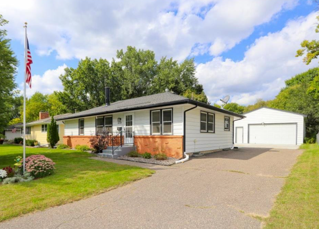 Property at 8132 32nd Ave N, Crystal, MN 55427, 6 beds, 2 baths