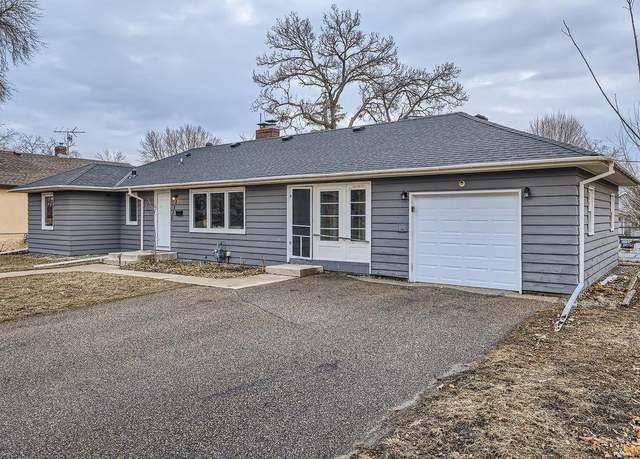 Property at 3522 Major Ave N, Crystal, MN 55422, 4 beds, 2 baths