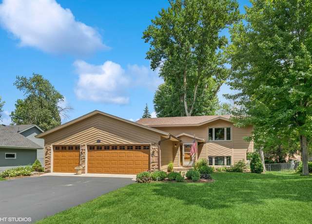 Property at 17150 Grenadier Ave, Lakeville, MN 55044, 4 beds, 2 baths