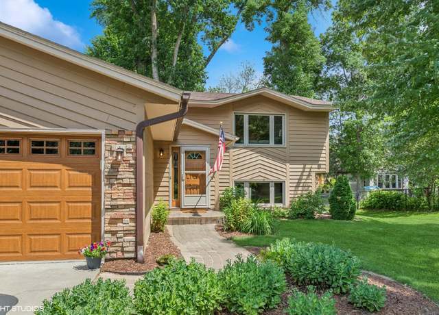 Property at 17150 Grenadier Ave, Lakeville, MN 55044, 4 beds, 2 baths