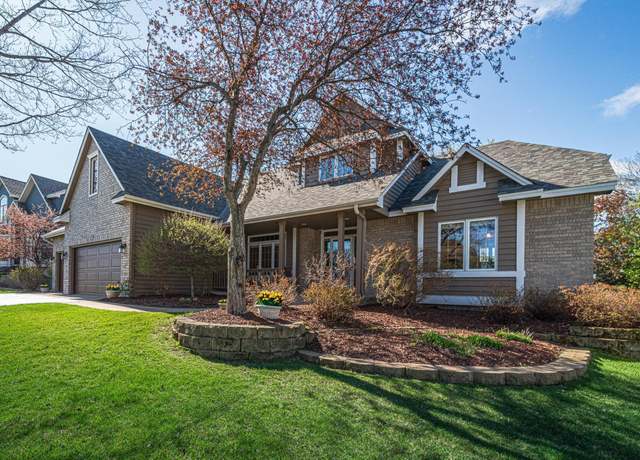 Property at 7825 W 96th St, Bloomington, MN 55438, 4 beds, 4 baths