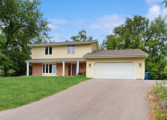 Property at 3055 Rosewood Ln N, Plymouth, MN 55441, 4 beds, 3 baths