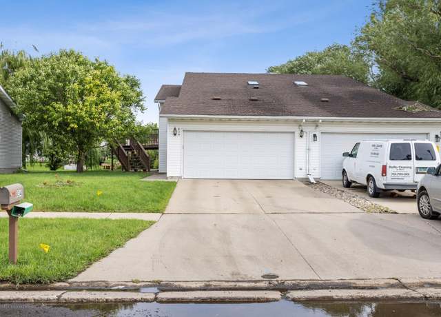 Property at 834 12th Ave W, West Fargo, ND 58078, 3 beds, 2 baths