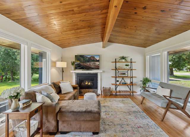 Property at 3030 Arona St, Roseville, MN 55113, 3 beds, 2 baths