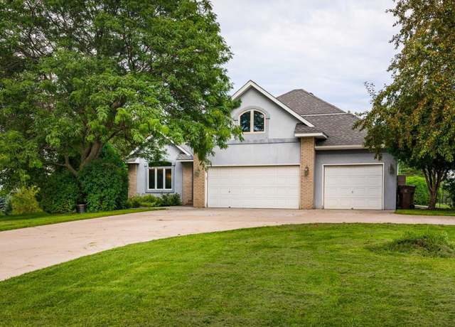 Property at 829 Jasmine Ave N, Lake Elmo, MN 55042, 4 beds, 4 baths