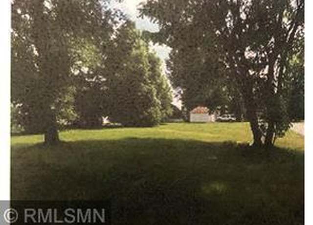 Property at 617 Myrtle St, Crookston, MN 56716