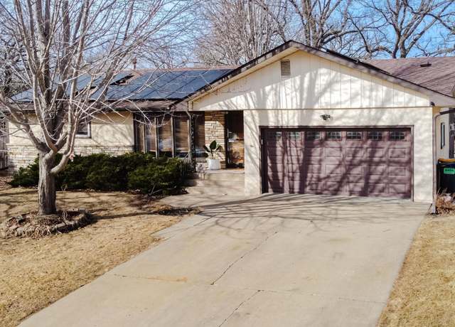 Property at 3800 Woodbine Ln N, Brooklyn Center, MN 55429, 4 beds, 2 baths