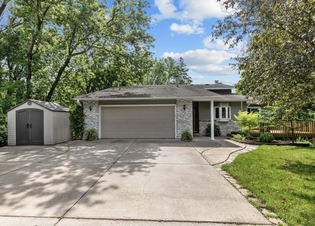 Property at 1610 Ranier Cir, Plymouth, MN 55447, 4 beds, 2 baths