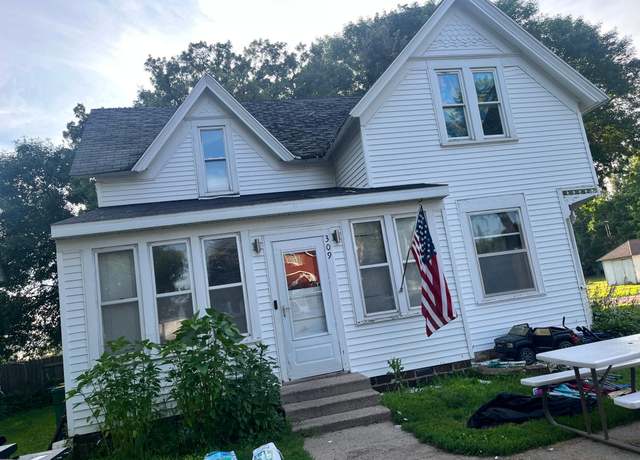 Property at 309 N State St, Bricelyn, MN 56014, 3 beds, 1 bath