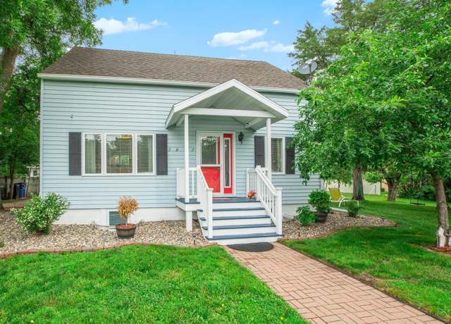 Property at 2827 Park Dr, Saint Cloud, MN 56303, 3 beds, 2 baths