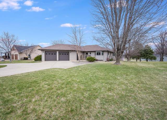 Property at 746 W Lair Rd, Fairmont, MN 56031, 3 beds, 3 baths