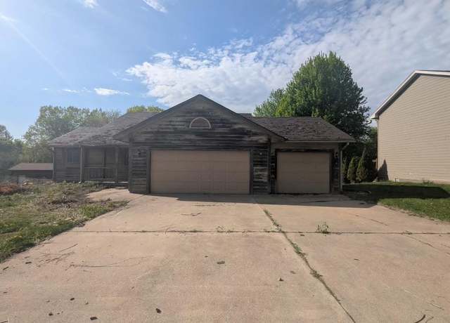 Property at 17379 Ithaca Ln, Lakeville, MN 55044, 4 beds, 2 baths