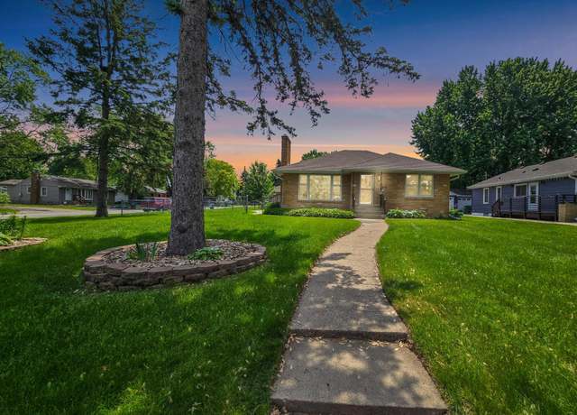 Property at 1014 Roma Ave, Roseville, MN 55113, 3 beds, 2 baths