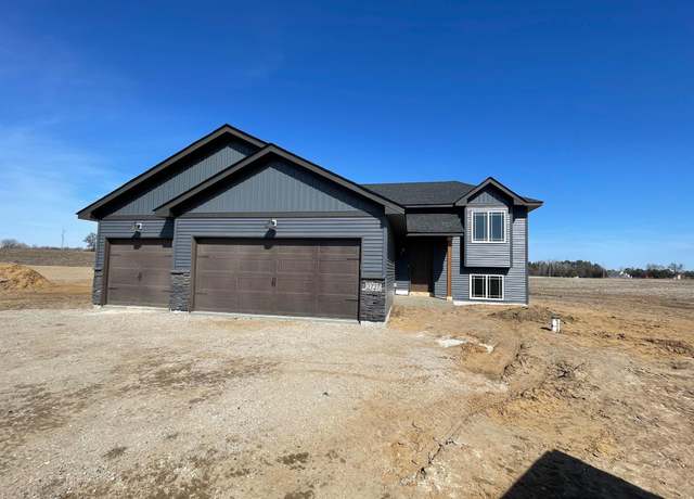 Property at 32755 Naples St NE, Cambridge, MN 55008, 2 beds, 1 bath