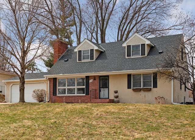 Property at 206 16th Ave NW, New Brighton, MN 55112, 3 beds, 3 baths