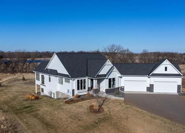 Property at 3091 86th St SE, Delano, MN 55328, 4 beds, 4 baths