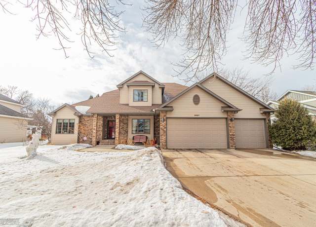 Property at 3327 River Dr S, Fargo, ND 58104, 6 beds, 4 baths