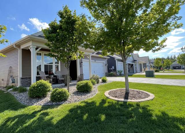 Property at 4813 Copper Cir, Woodbury, MN 55129, 3 beds, 2 baths